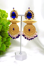 Load image into Gallery viewer, INDRANI EARRINGS
